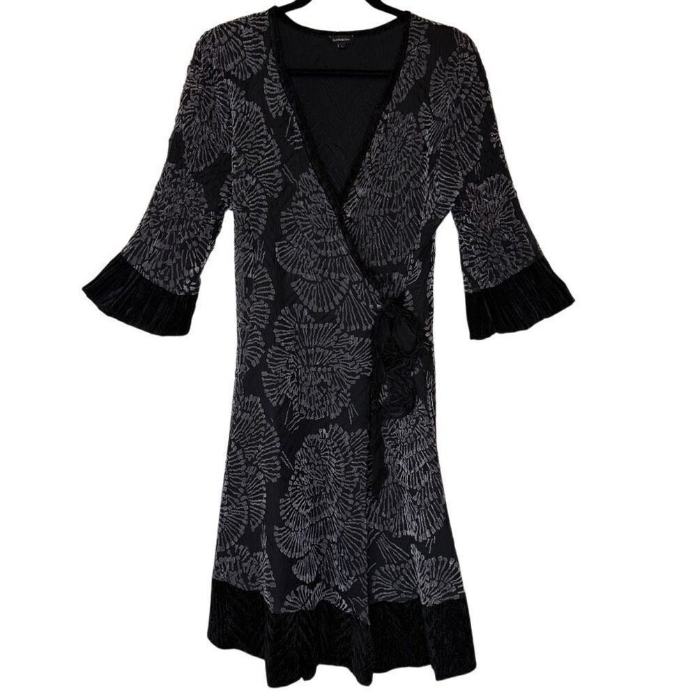 Komarov‎ Black and Gray Velvet Flocked Wrap Dress Size L